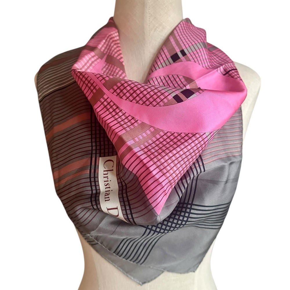 Christian Dior Classic Pink Gray Cd Logo Plaid Vintage 30” Silk Square Scarf